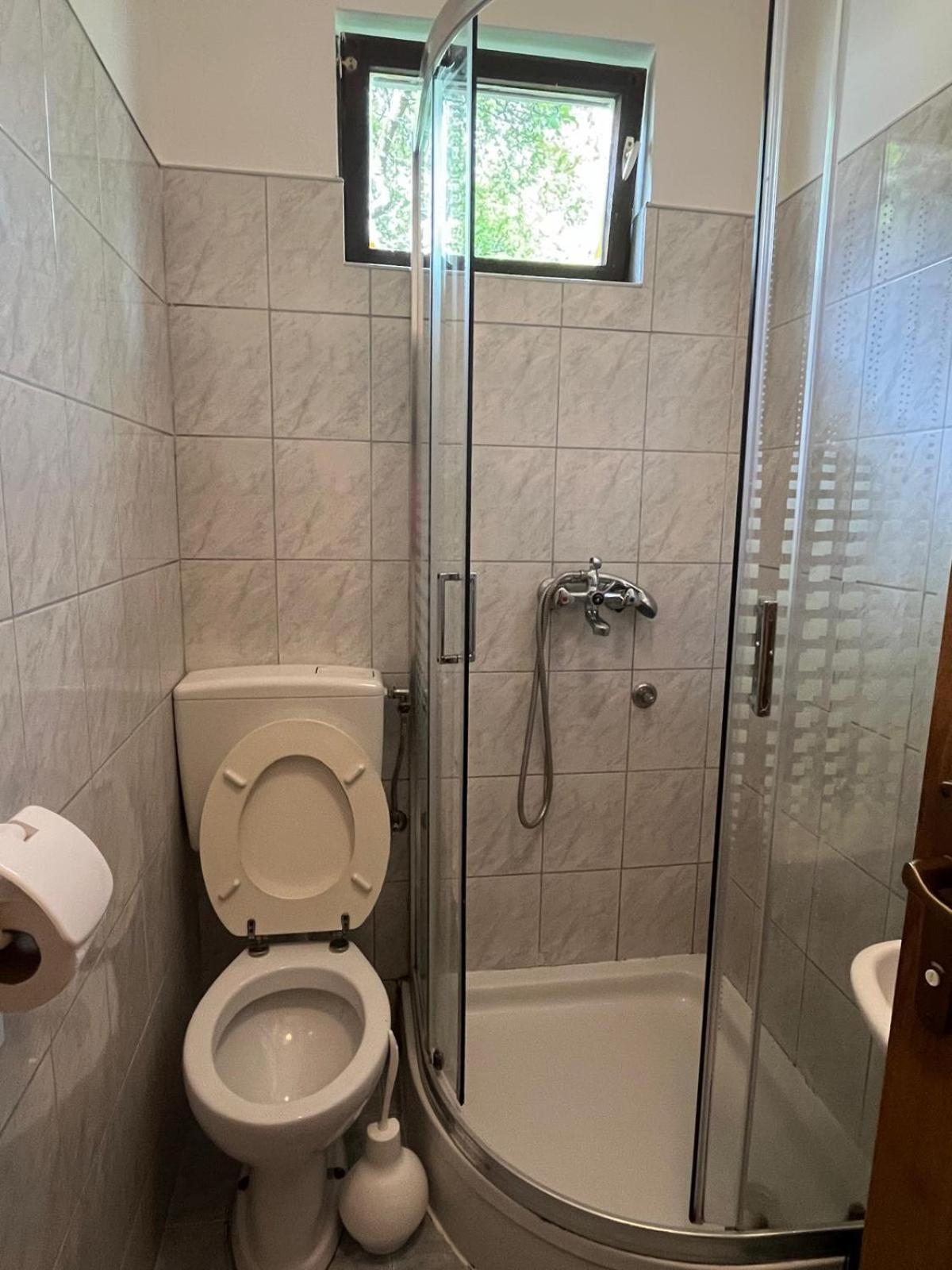 Guest House Stefanija Poljanak Ngoại thất bức ảnh
